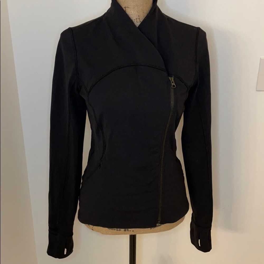 black zip up jacket sz 8
